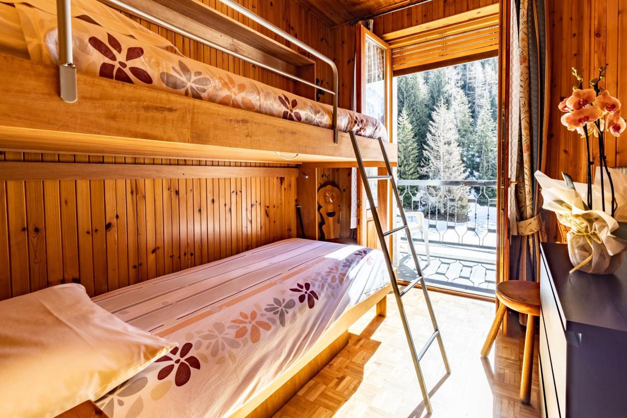 Hotel Le Campagnol Champoluc Exterior photo
